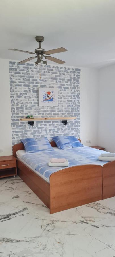 Apartmani Centar Seline Paklenica ภายนอก รูปภาพ